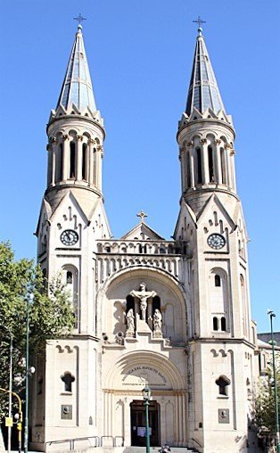 Basílica del Espíritu Santo en un paseo por Buenos Aires